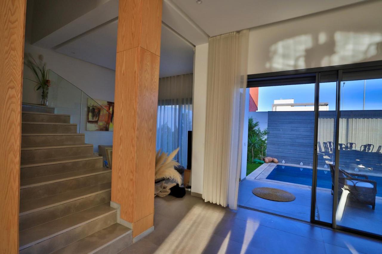 Moon House Villa Ville Nouvelle Luaran gambar