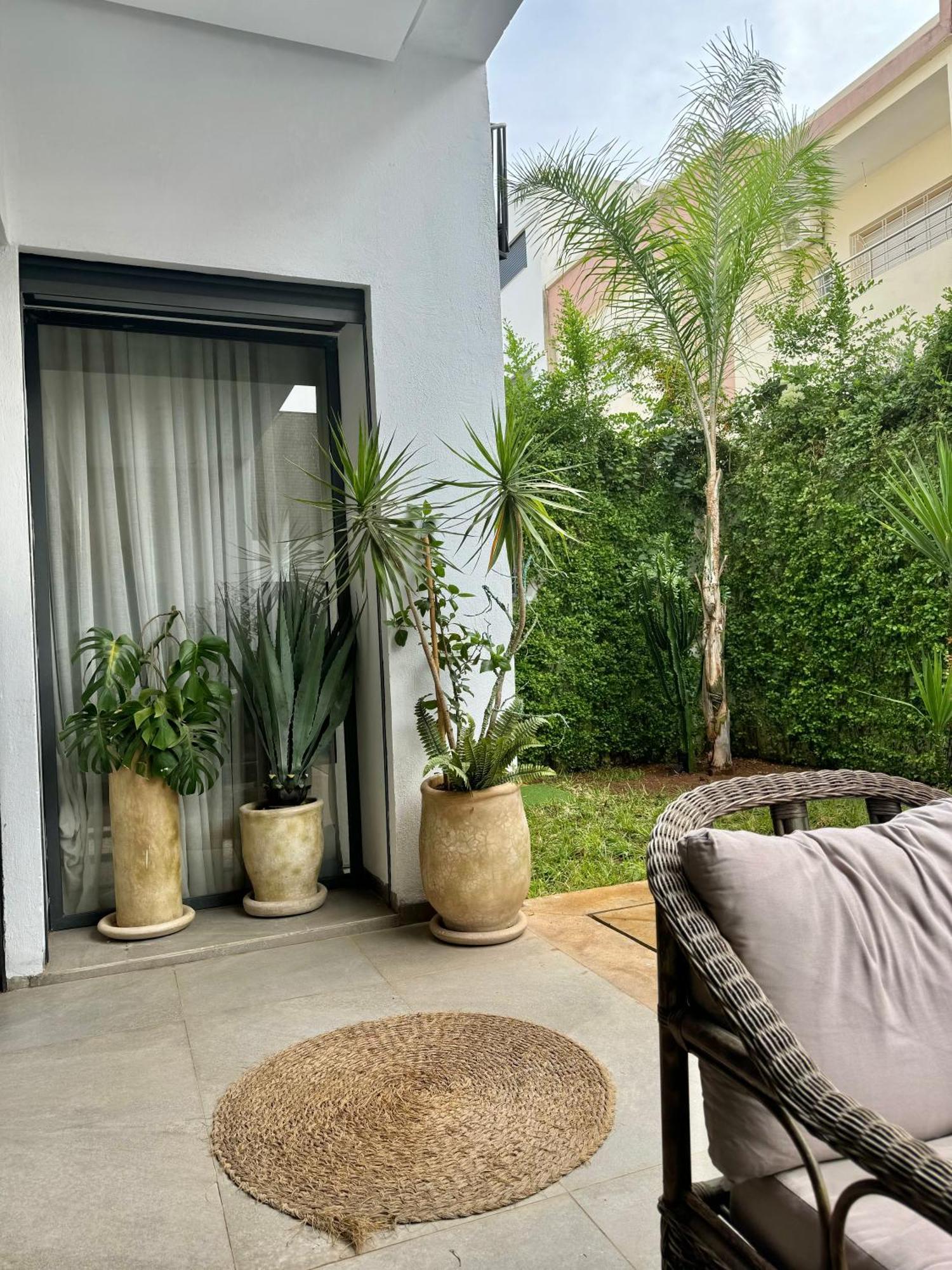 Moon House Villa Ville Nouvelle Luaran gambar